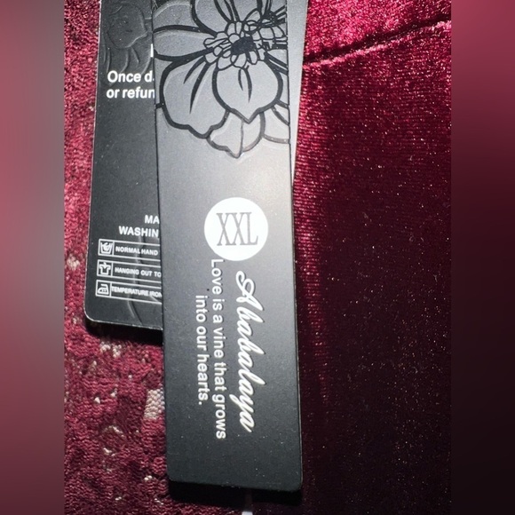 Ababalaya Velvet Lace Sleeve Wrap Gown – Deep Burgundy – Size XL - Picture 11 of 12